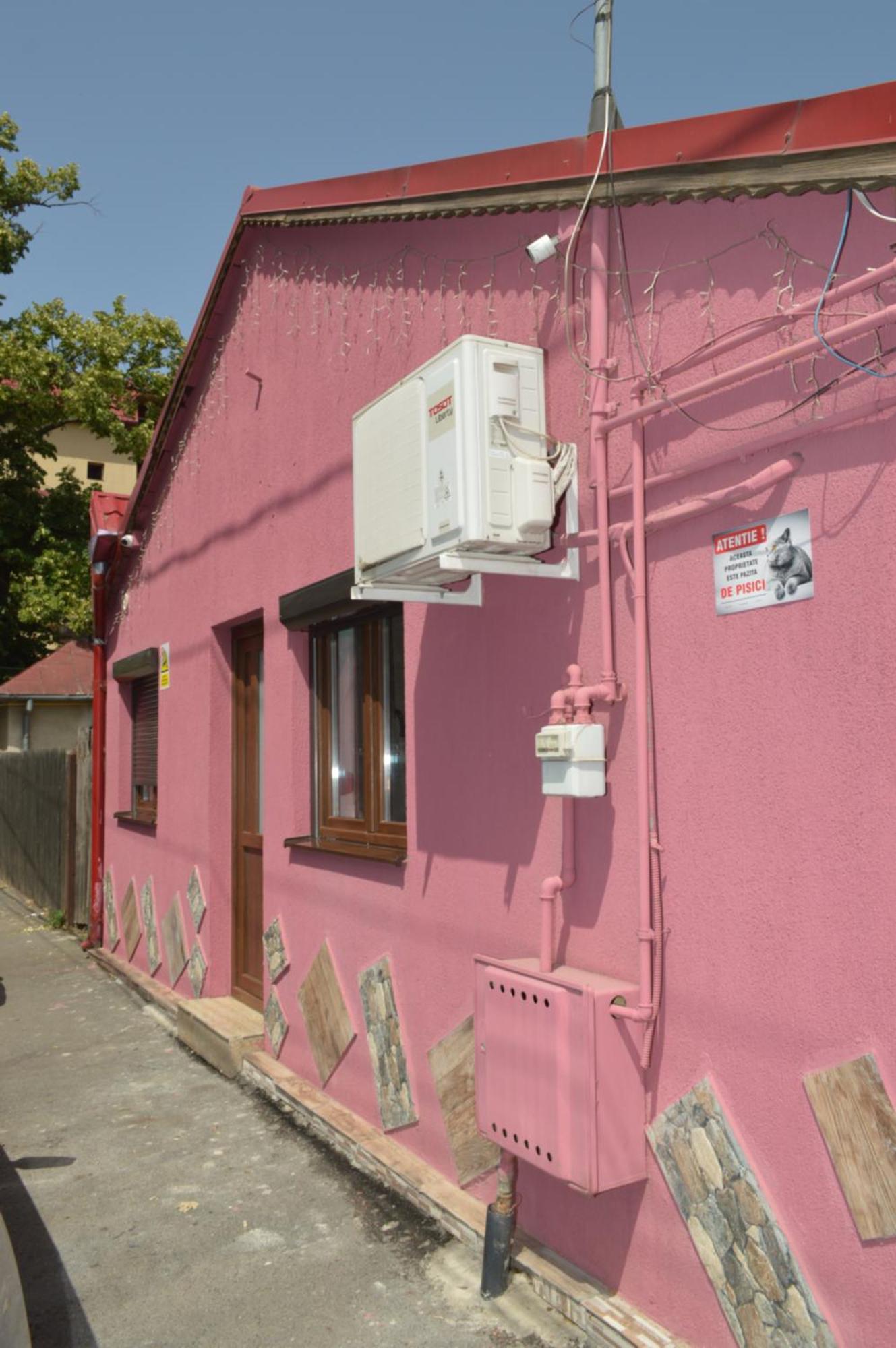 Вилла Yna House Бухарест Экстерьер фото