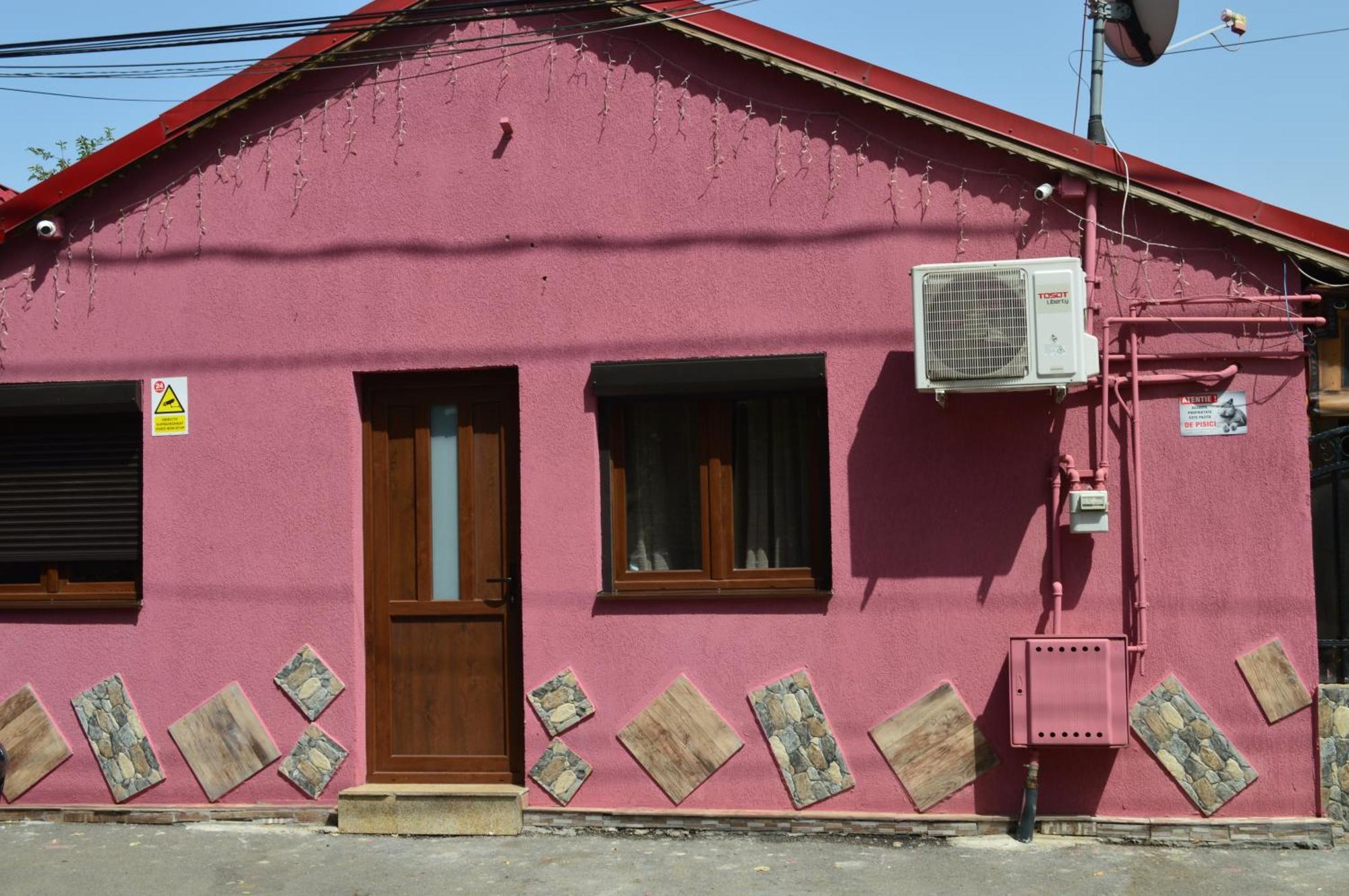 Вилла Yna House Бухарест Экстерьер фото